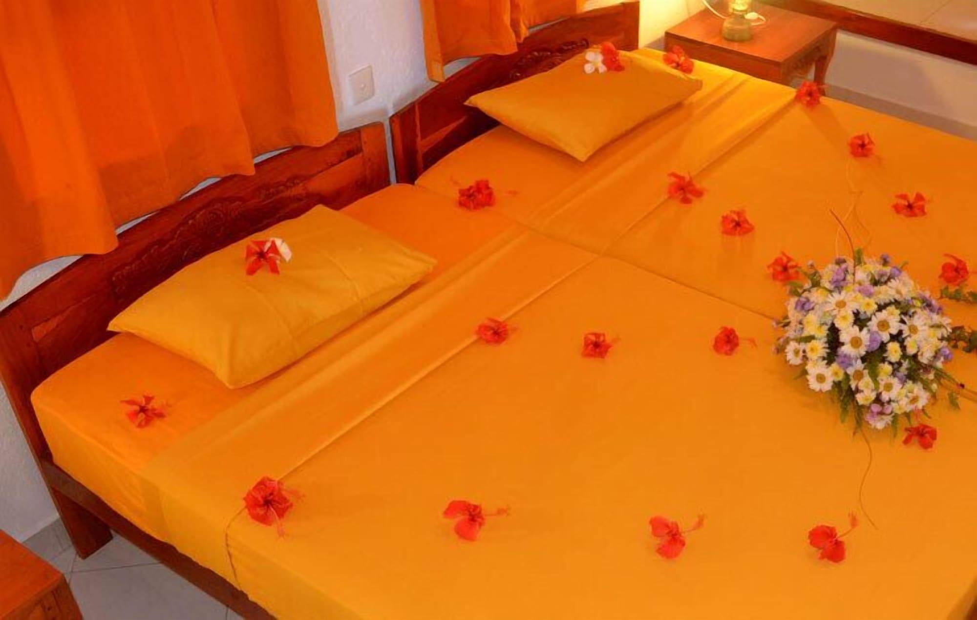 Eva Lanka Hotel - Beach & Wellness Tangalle Buitenkant foto