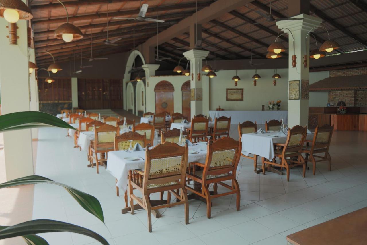Eva Lanka Hotel - Beach & Wellness Tangalle Buitenkant foto