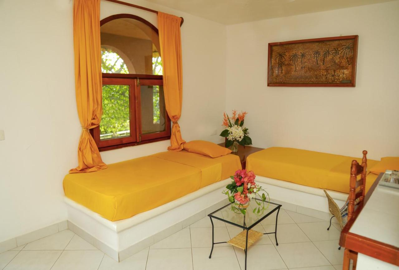 Eva Lanka Hotel - Beach & Wellness Tangalle Buitenkant foto